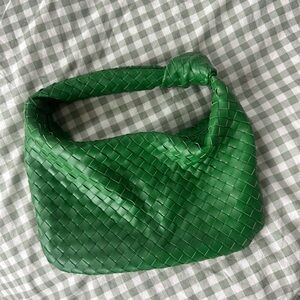 Italian leather market green woven bag